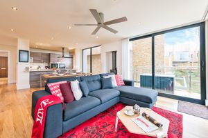 Photo 10- click for photo gallery